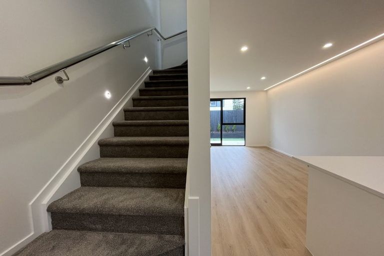 Photo of property in 7/131 Lancaster Road, Beach Haven, Auckland, 0626