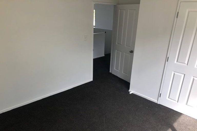 Photo of property in 52 Garelja Road, Henderson, Auckland, 0612