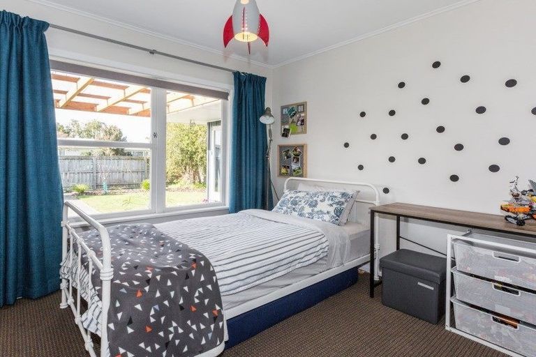 Photo of property in 4 Exeter Crescent, Pirimai, Napier, 4112