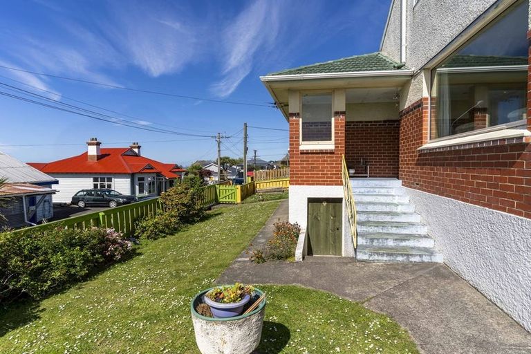 Photo of property in 2 Vickery Place, Maryhill, Dunedin, 9011