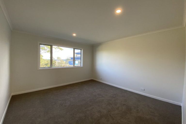 Photo of property in 37 Kia Kaha Drive, Snells Beach, 0920