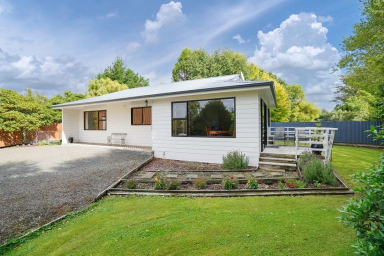Photo of property in 29 Awarua Road, Otatara, Invercargill, 9879