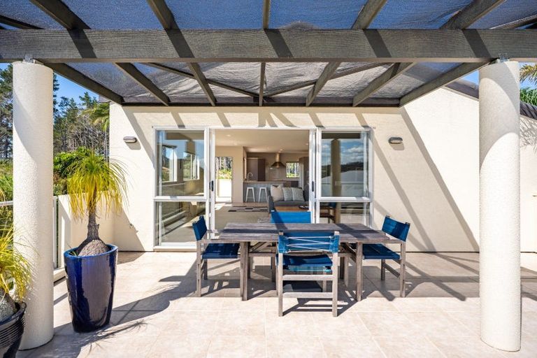 Photo of property in 9 Margaret Way, Langs Beach, Waipu, 0582