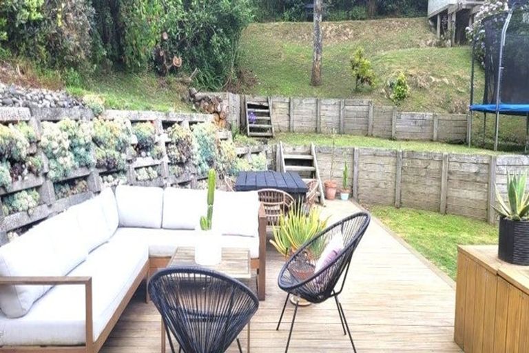 Photo of property in 6 View Road, Titahi Bay, Porirua, 5022