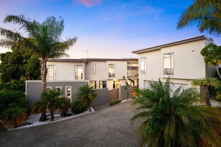 Photo of property in 54a Penzance Road, Mairangi Bay, Auckland, 0630