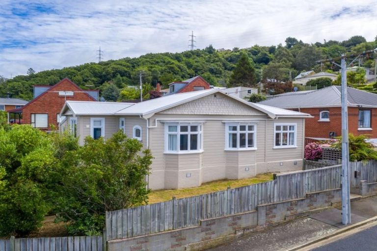 Photo of property in 3 Hudson Street, Caversham, Dunedin, 9011