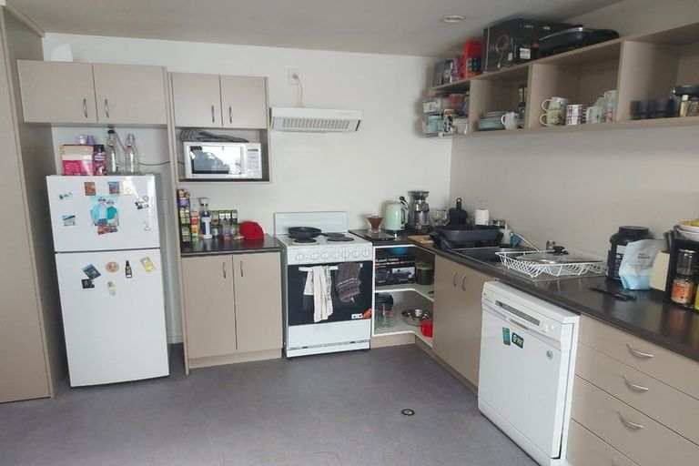 Photo of property in 5/7 Hall Avenue, Newtown, Wellington, 6021