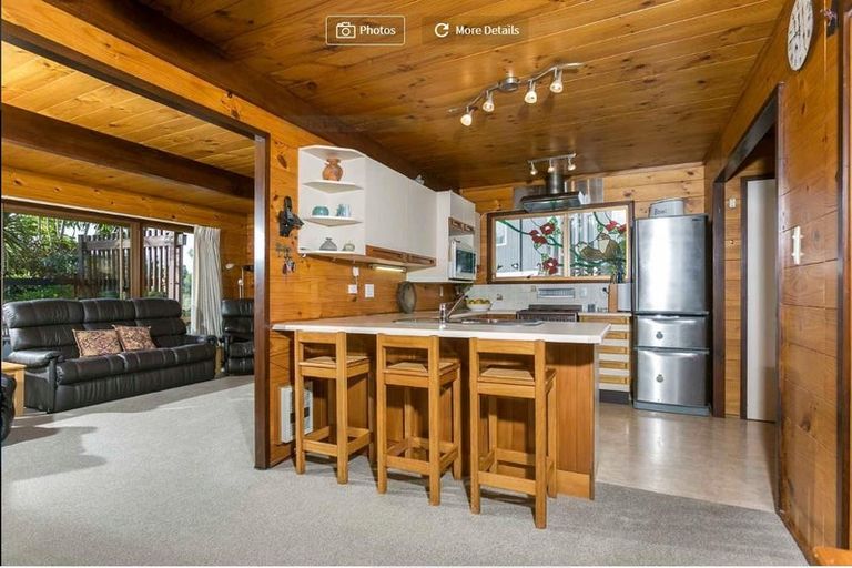 Photo of property in 36 Awaruku Road, Torbay, Auckland, 0630