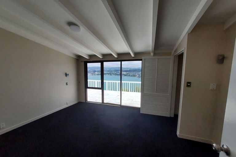 Photo of property in 27 Kaikoura Street, Maupuia, Wellington, 6022