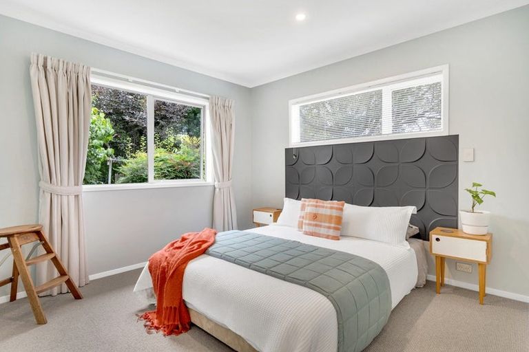 Photo of property in 6 Strasbourge Street, Martinborough, 5711