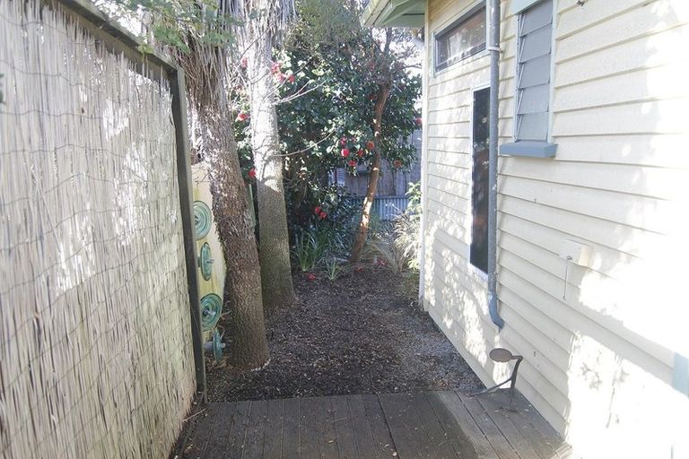 Photo of property in 2/12 Croydon Street, Sydenham, Christchurch, 8023