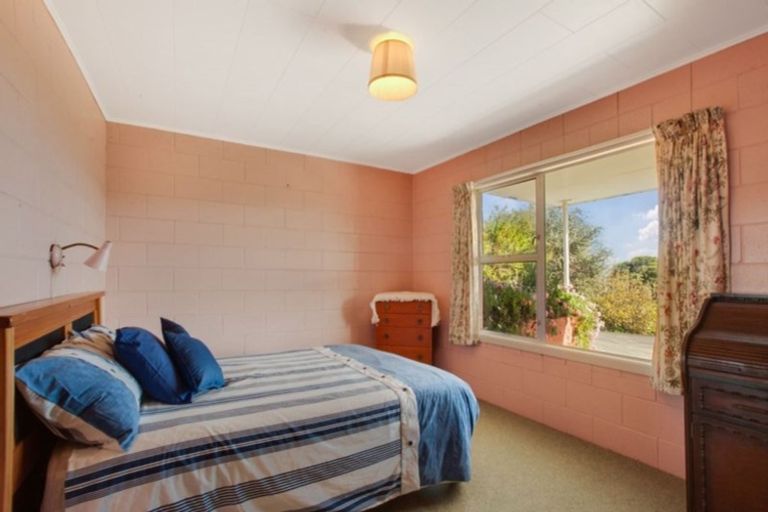 Photo of property in 24 Berghan Road, Coopers Beach, 0420