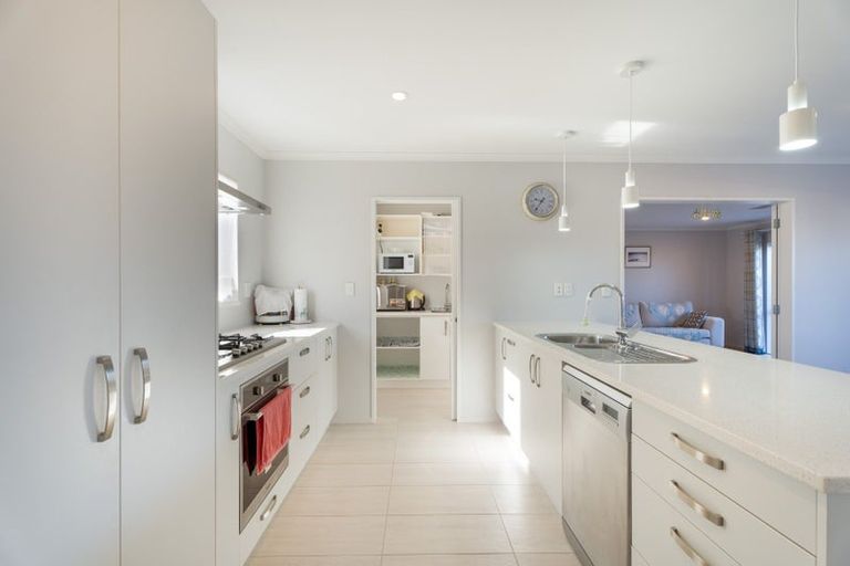 Photo of property in 71 Grenada Drive, Grenada Village, Wellington, 6037