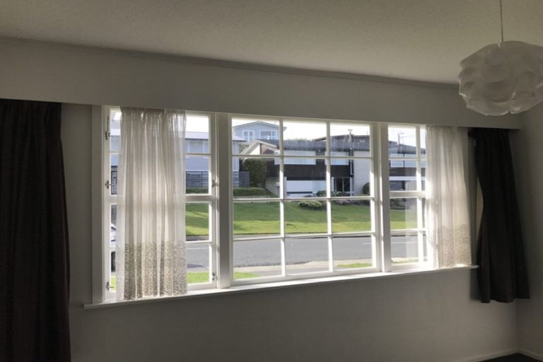 Photo of property in 99 Tirohanga Road, Tirohanga, Lower Hutt, 5010