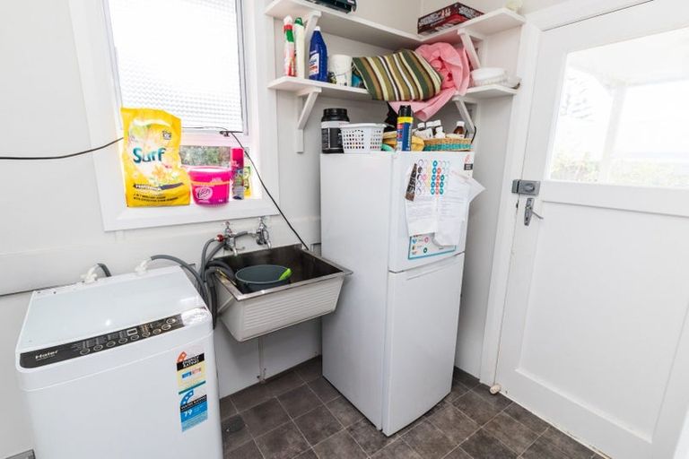 Photo of property in 12 Hiwi Crescent, Titahi Bay, Porirua, 5022