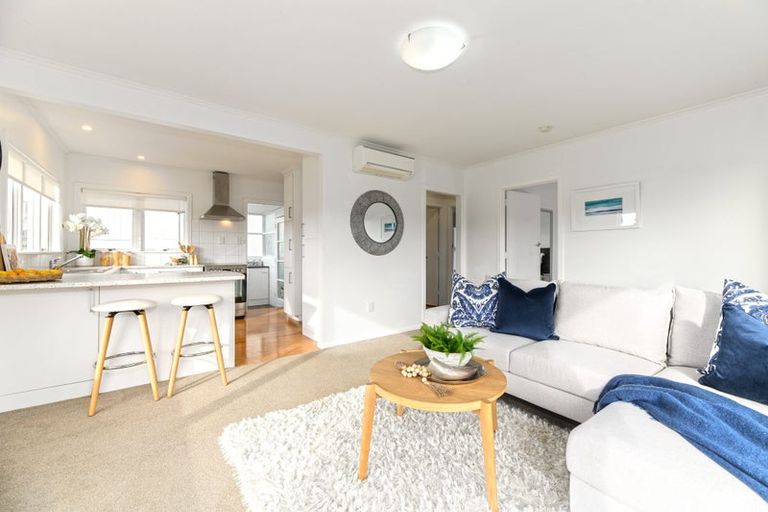Photo of property in 1/5 Whitby Crescent, Mairangi Bay, Auckland, 0630