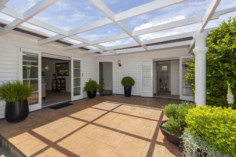 Photo of property in 29 Kohekohe Road, Waikanae, 5036