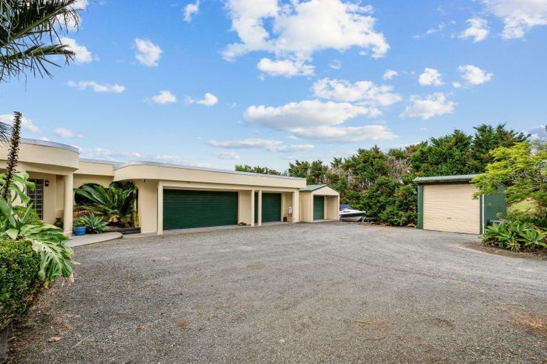 Photo of property in 10 Matarau Road, Matarau, Kamo, 0185