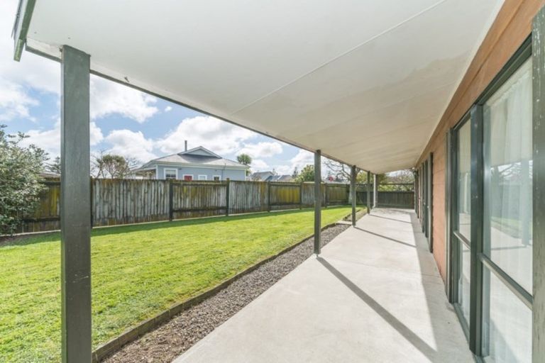 Photo of property in 27 Charles Cross Street, Longburn, Palmerston North, 4412