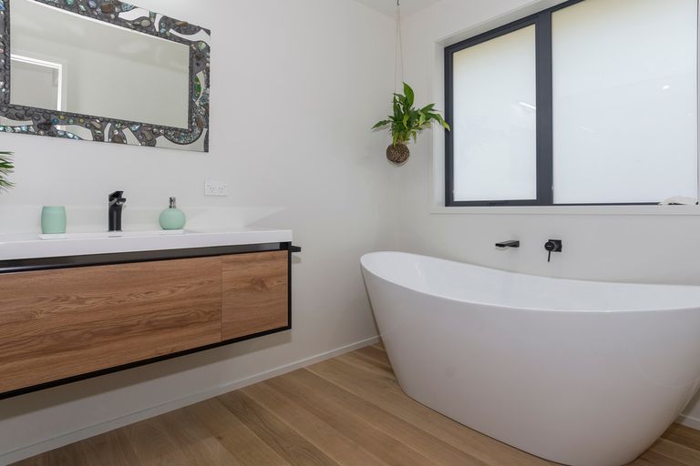 Photo of property in 179 Ballintoy Park Drive, Welcome Bay, Tauranga, 3175