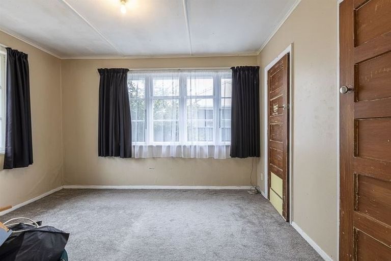 Photo of property in 44 Andrew Avenue, Roslyn, Palmerston North, 4414