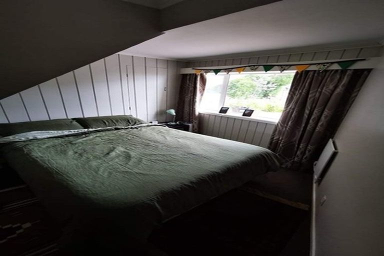 Photo of property in 51 Winston Street, Crofton Downs, Wellington, 6035