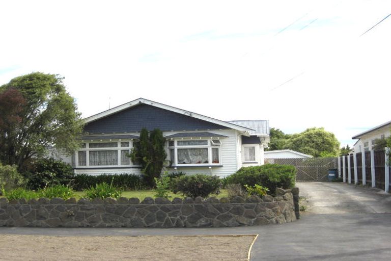 Photo of property in 122 Mackenzie Avenue, Woolston, Christchurch, 8023