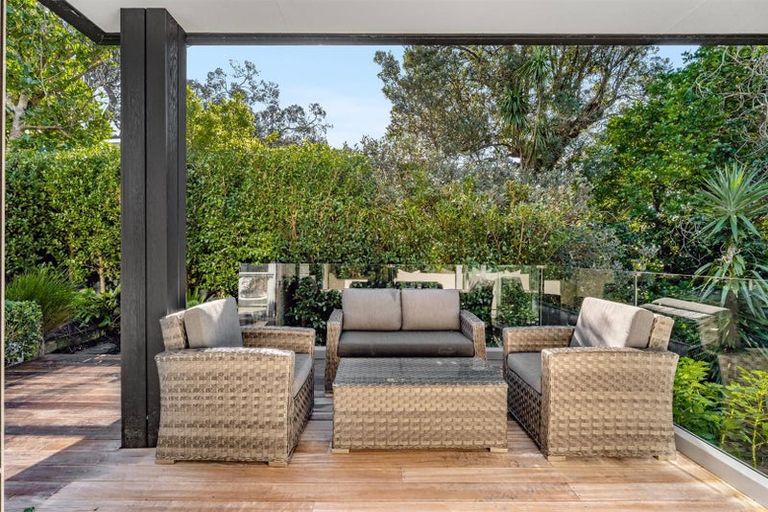 Photo of property in 7a Prospect Terrace, Milford, Auckland, 0620