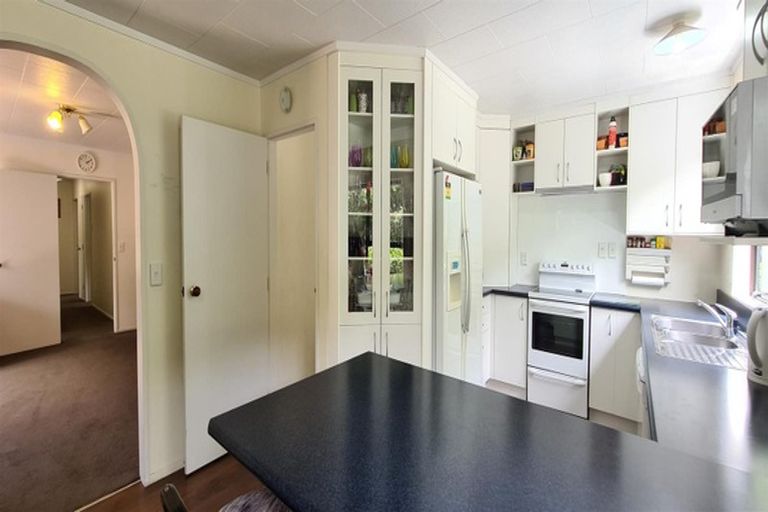 Photo of property in 17 Charlotte Street, Takapau, 4203