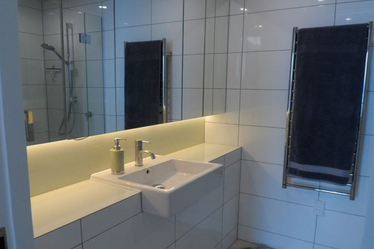 Photo of property in 251/2 Market Lane, Wellington Central, Wellington, 6011