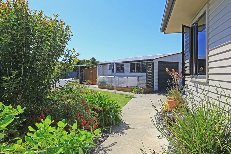 Photo of property in 20 Coventry Avenue, Tamatea, Napier, 4112
