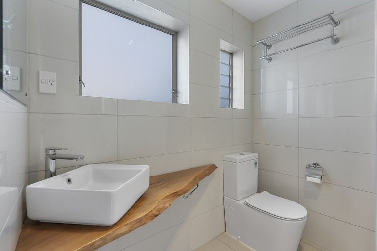 Photo of property in 511c Ocean Road, Whangamata, 3620