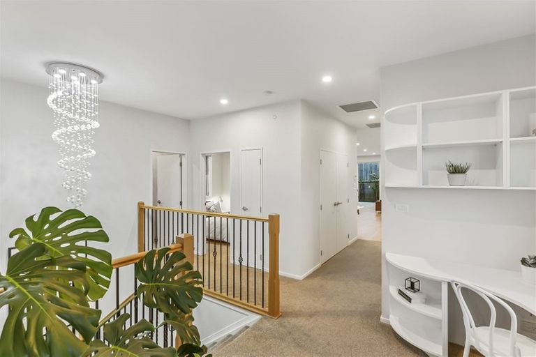 Photo of property in 19a Flavia Close, Torbay, Auckland, 0630
