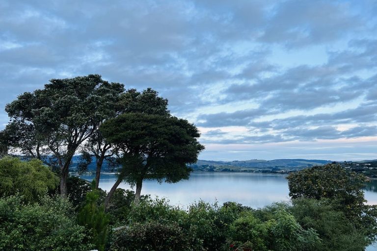 Photo of property in 52 Seaview Road, Paremata, Porirua, 5024