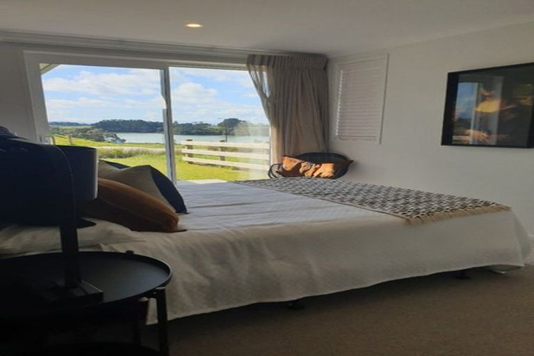 Photo of property in 8 Orawahi Road, Glenbrook, Waiuku, 2681