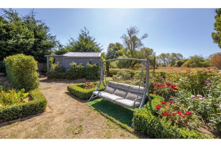 Photo of property in 27 Mill Road, Leithfield, Amberley, 7481