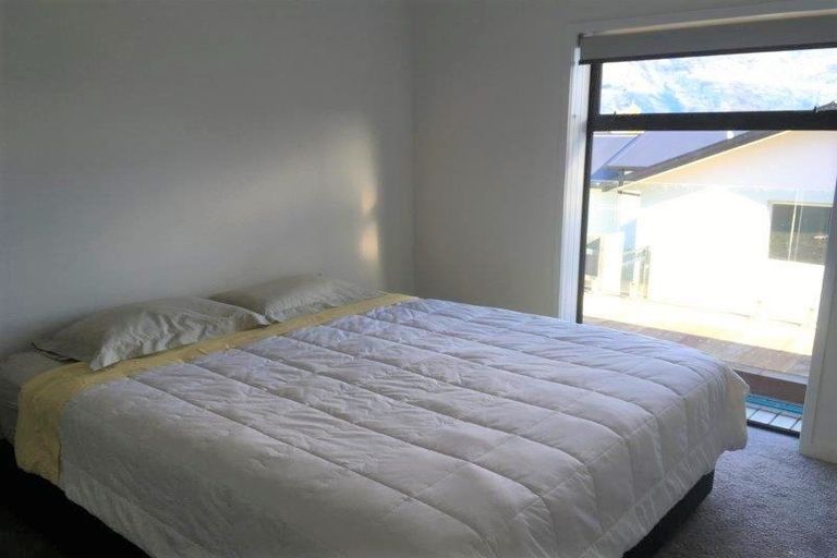 Photo of property in 34 Minaret Ridge, Wanaka, 9305