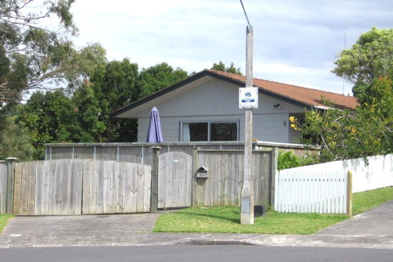 Photo of property in 20 Sunburst Lane, Torbay, Auckland, 0630