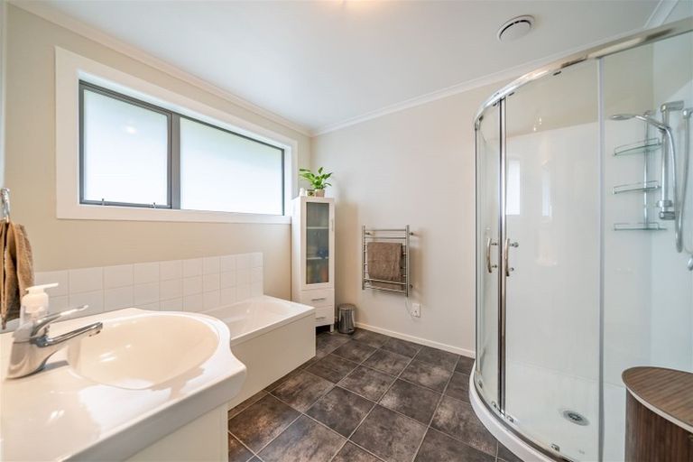 Photo of property in 527 Whitemans Valley Road, Whitemans Valley, Upper Hutt, 5371