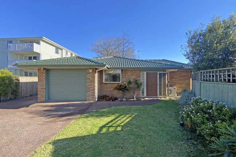 Photo of property in 11a Te Kanawa Crescent, Henderson, Auckland, 0610