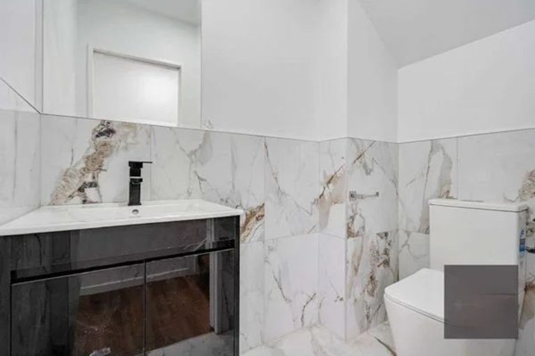 Photo of property in 305f Porchester Road, Takanini, 2112