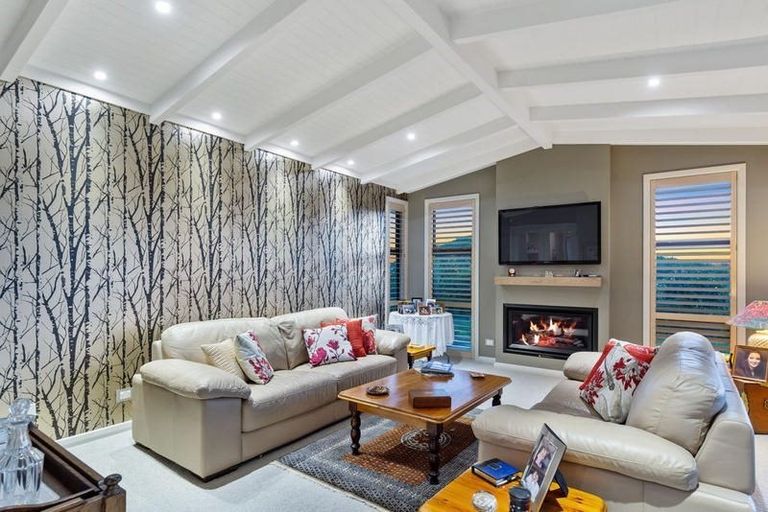 Photo of property in 24 Rexford Heights, Pyes Pa, Tauranga, 3112