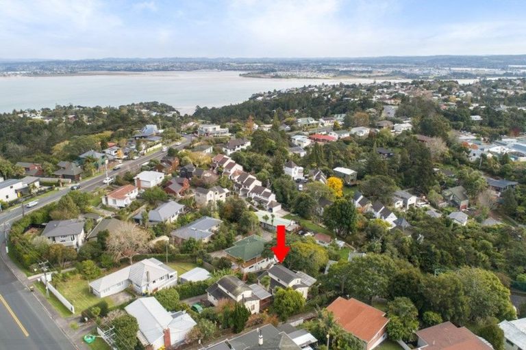 Photo of property in 3/41 Rangatira Road, Beach Haven, Auckland, 0626