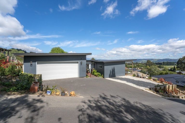 Photo of property in 32 Paterson Road, Mosgiel, 9092