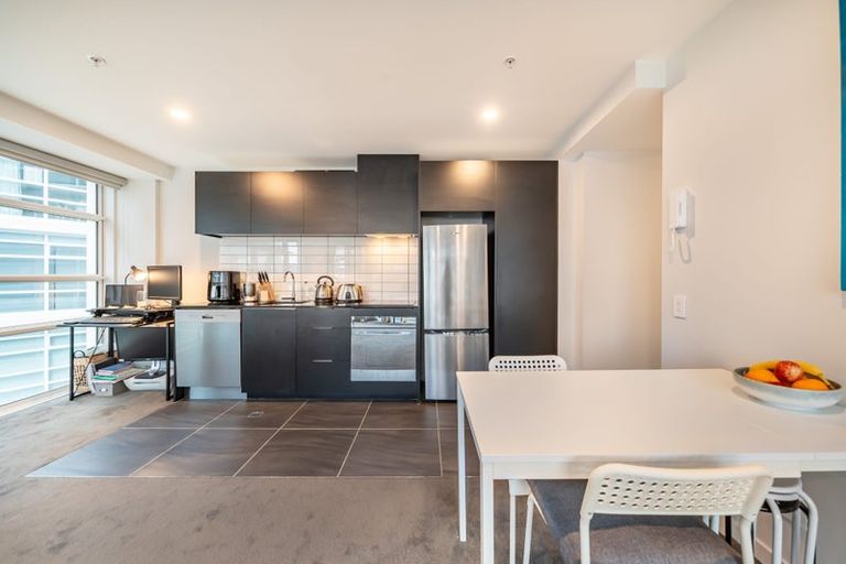 Photo of property in Pinnacle Apartments, E503/160 Victoria Street, Te Aro, Wellington, 6011