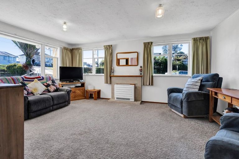 Photo of property in 99 Clawton Street, Westown, New Plymouth, 4310