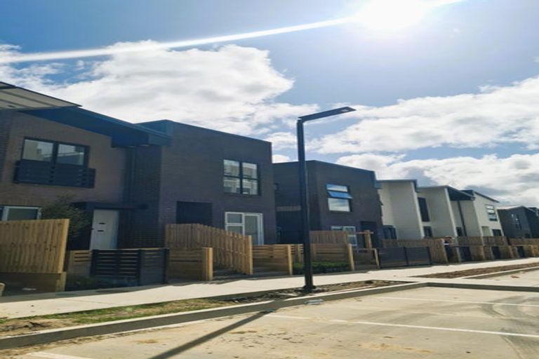 Photo of property in 148 Mcleod Road, Te Atatu South, Auckland, 0610