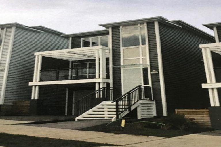 Photo of property in 28 Joseph Street, Flat Bush, Auckland, 2019