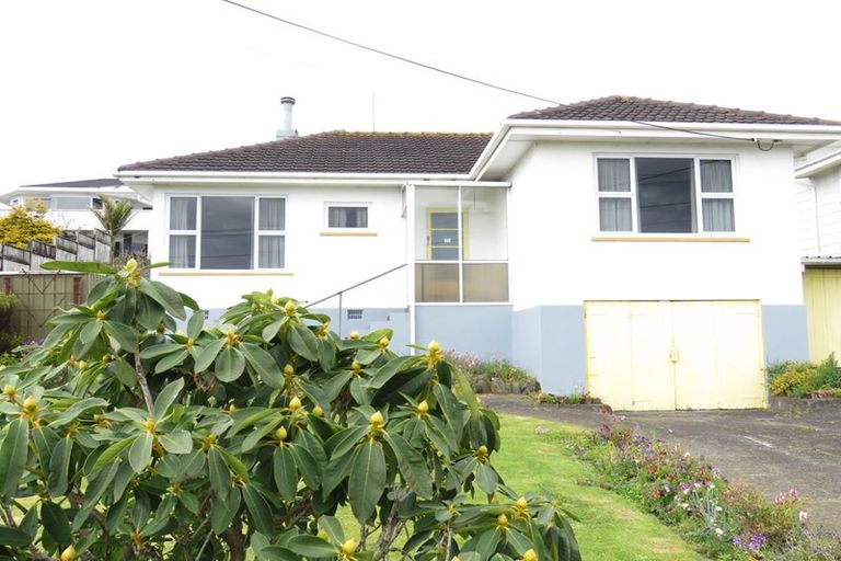 Photo of property in 7 Lismore Street, Strandon, New Plymouth, 4312