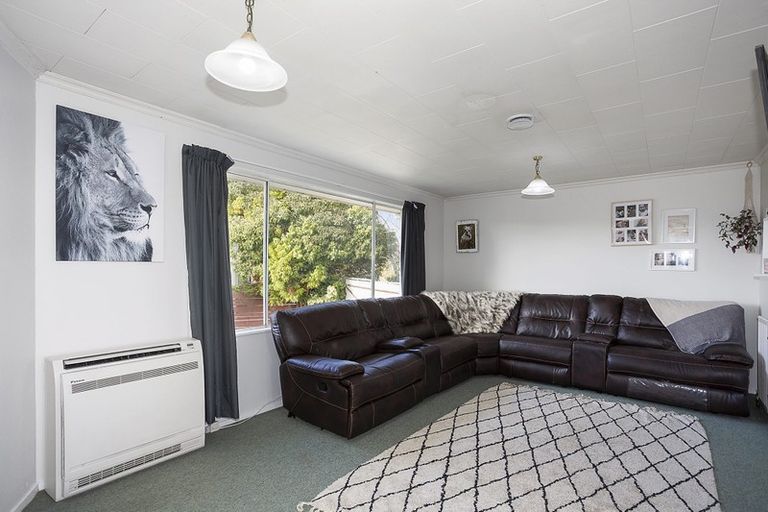 Photo of property in 11 Hamilton Street, East Gore, Gore, 9710